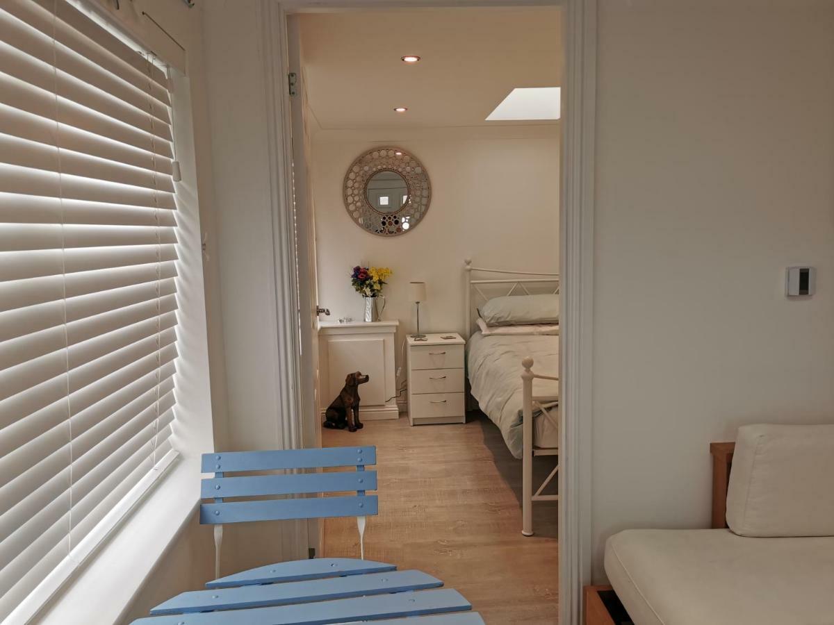 Executive Annex - Dunfermline Apartment ภายนอก รูปภาพ