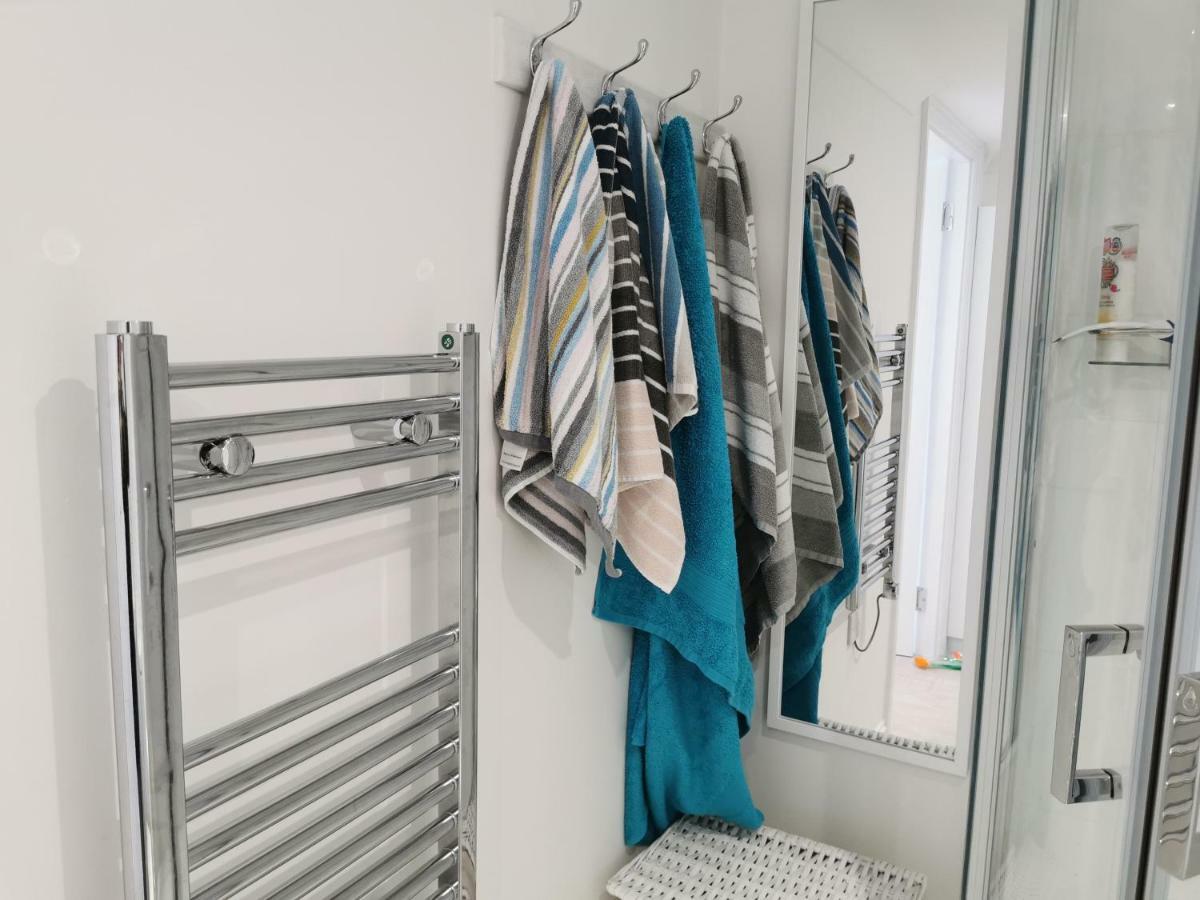 Executive Annex - Dunfermline Apartment ภายนอก รูปภาพ