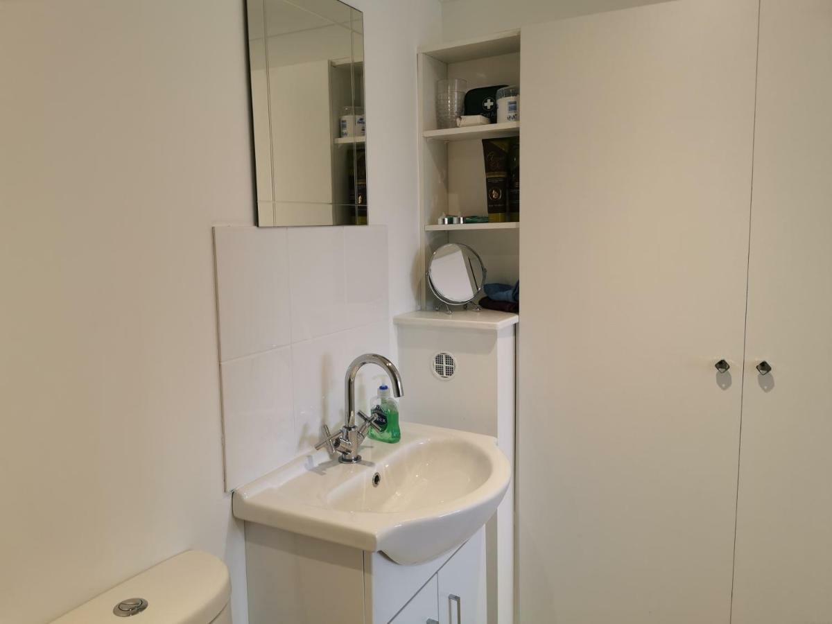 Executive Annex - Dunfermline Apartment ภายนอก รูปภาพ