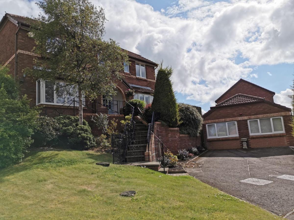 Executive Annex - Dunfermline Apartment ภายนอก รูปภาพ